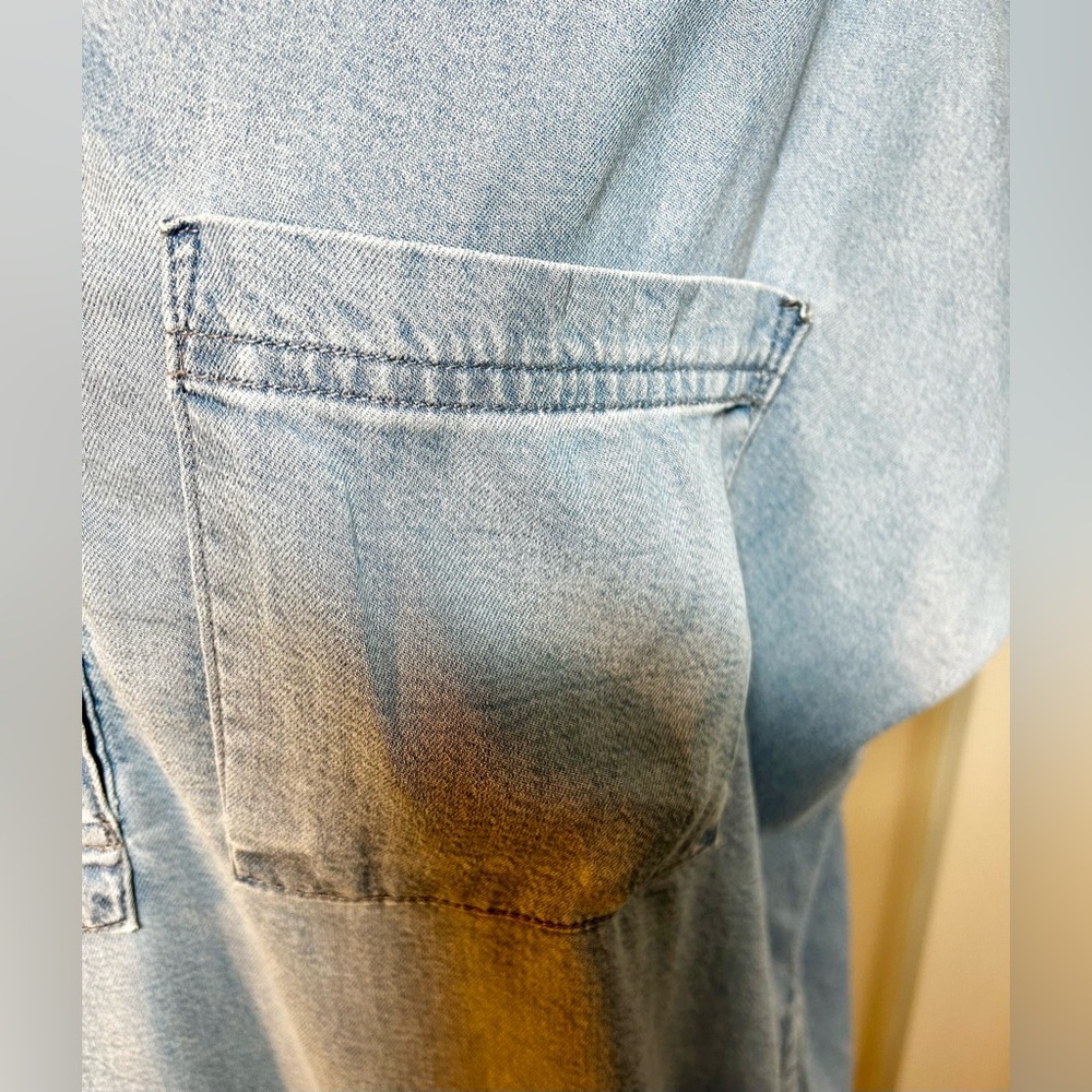 Marine Layer Daisy Chambray 1/4 Button Front Cuff… - image 4